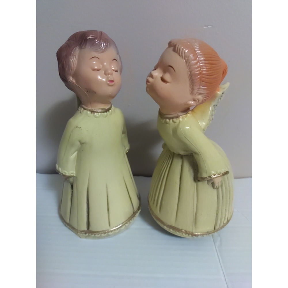 Vintage Angels Kissing Musical Christmas Jingle‎ Bells Hollow Plastic Figurines